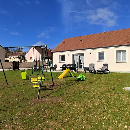 Maison A La Campagne Villiers-sur-Tholon Exterior foto